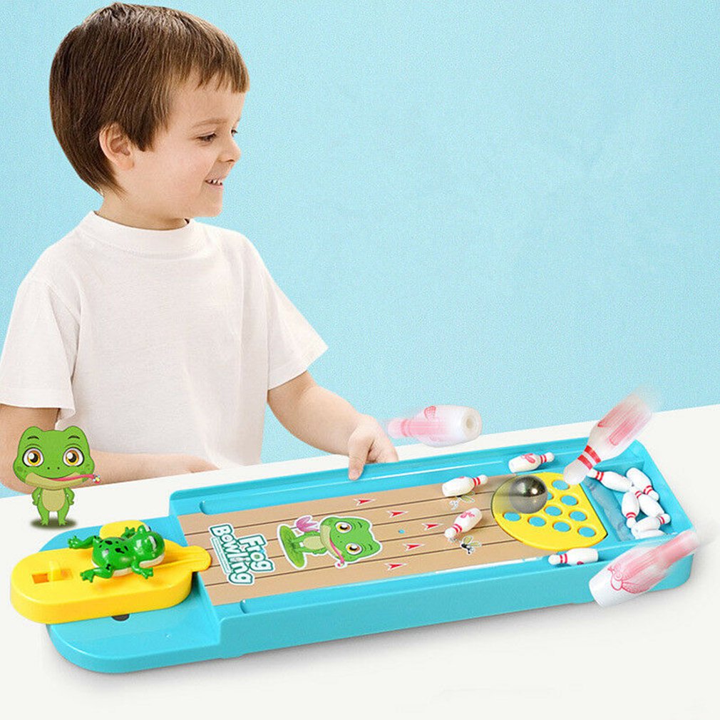 Mini-jeu de bowling de bureau - Jeu de société de réflexion