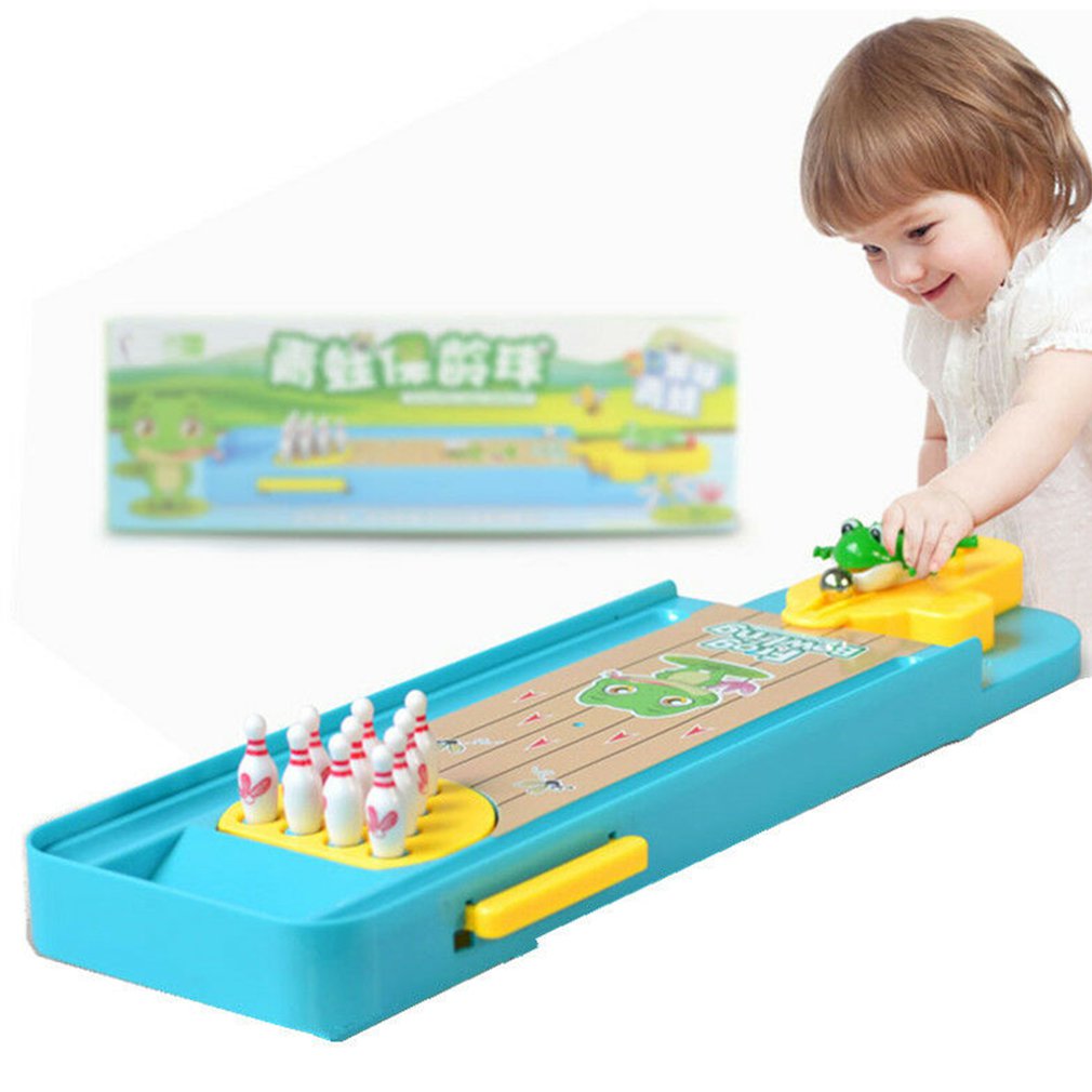 Mini-jeu de bowling de bureau - Jeu de société de réflexion