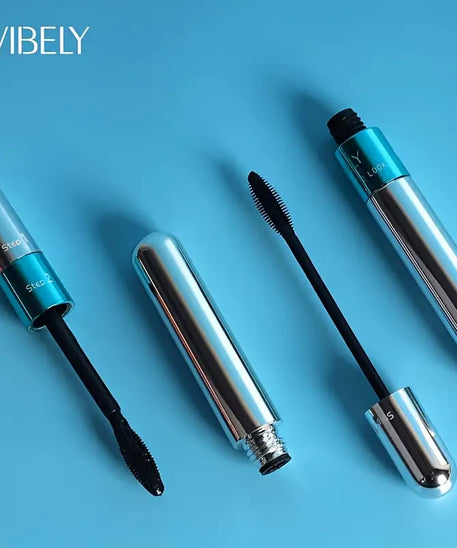 4D Silk Fiber Mascara for Lengthening & Thickening Lashes