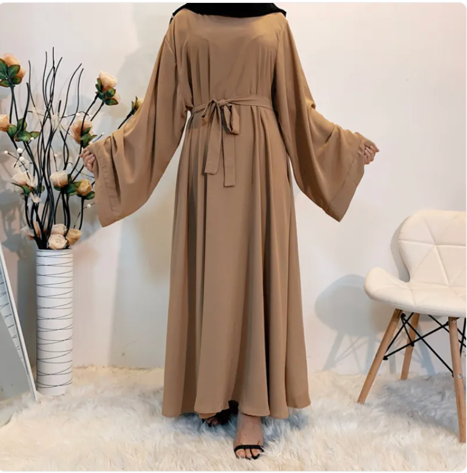 Muslim Women's Long Abaya Dress – Dubai Style Modest Maxi with Lace Detail & Zipper