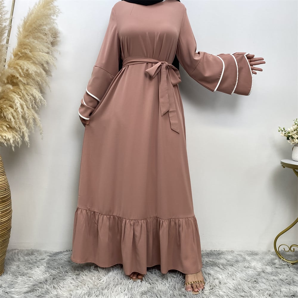 Muslim Women's Fashion Dress with Hem Design