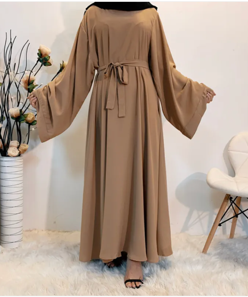 Muslim Women's Long Abaya Dress – Dubai Style Modest Maxi with Lace Detail & Zipper