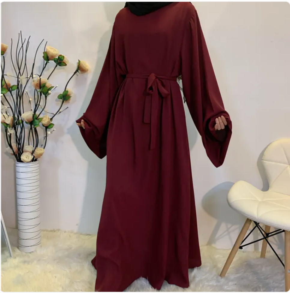 Muslim Women's Long Abaya Dress – Dubai Style Modest Maxi with Lace Detail & Zipper
