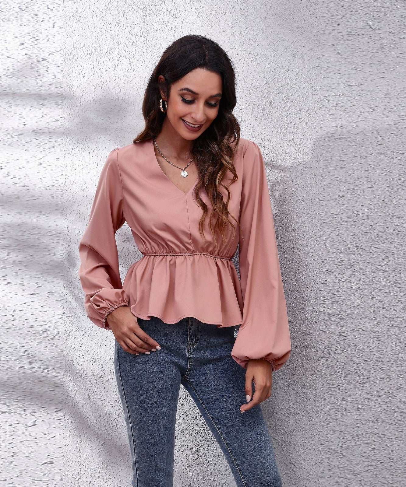 Elegant Women's Casual Shirt with Lantern Sleeves
