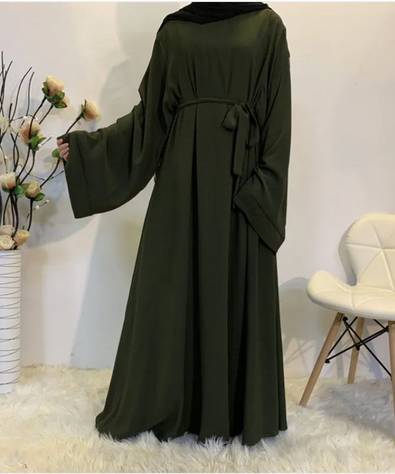 Muslim Women's Long Abaya Dress – Dubai Style Modest Maxi with Lace Detail & Zipper