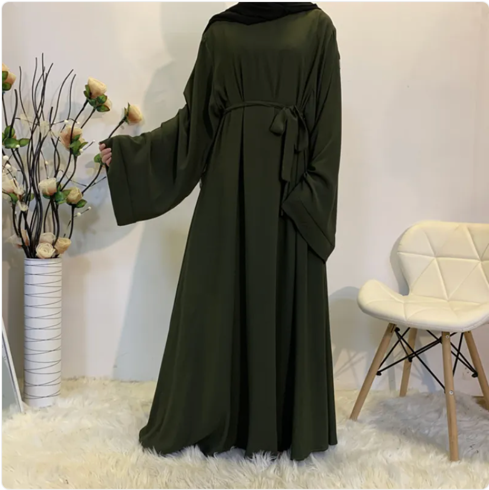 Muslim Women's Long Abaya Dress – Dubai Style Modest Maxi with Lace Detail & Zipper