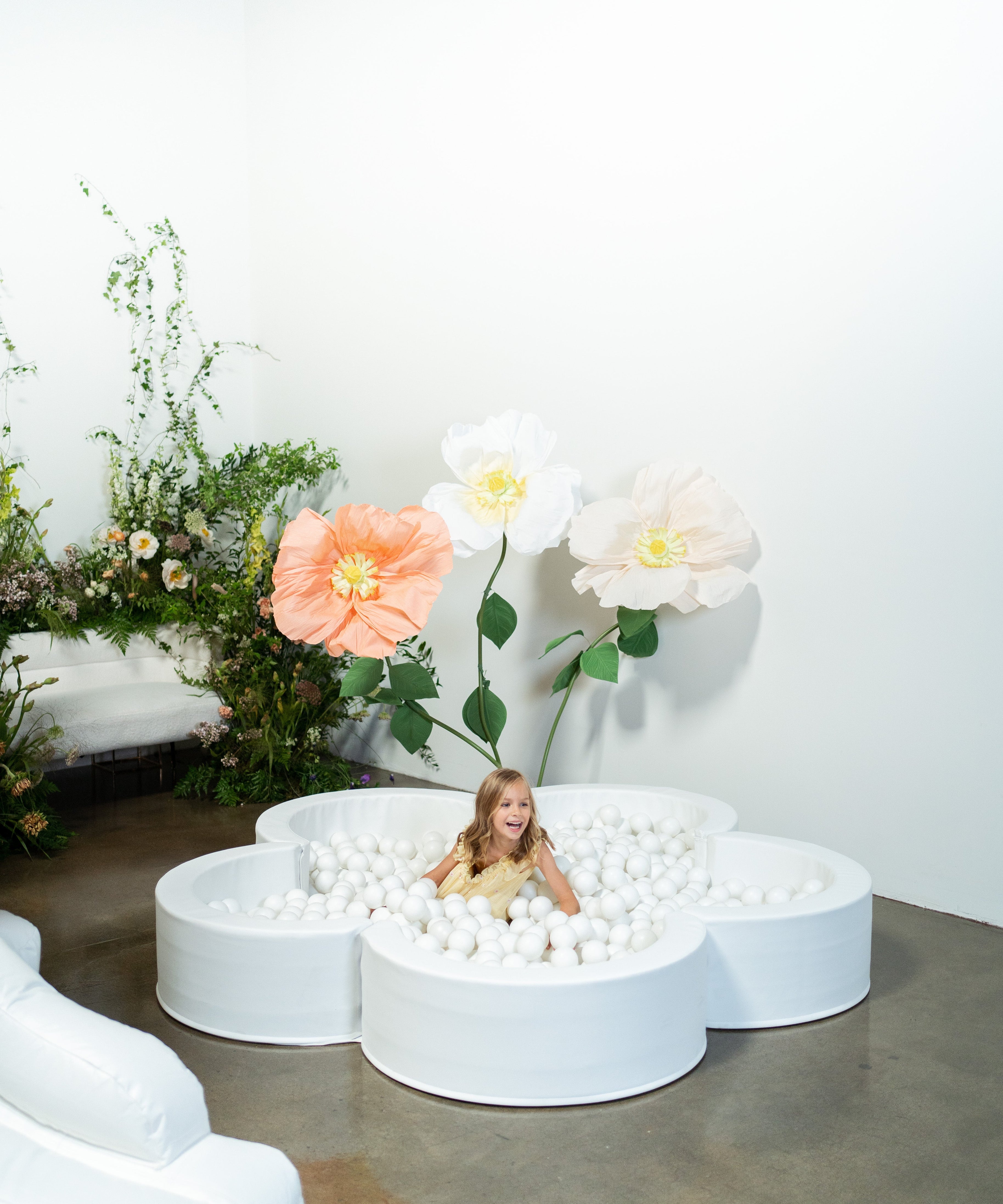 Mini Daisy Ball Pit (PREORDER)