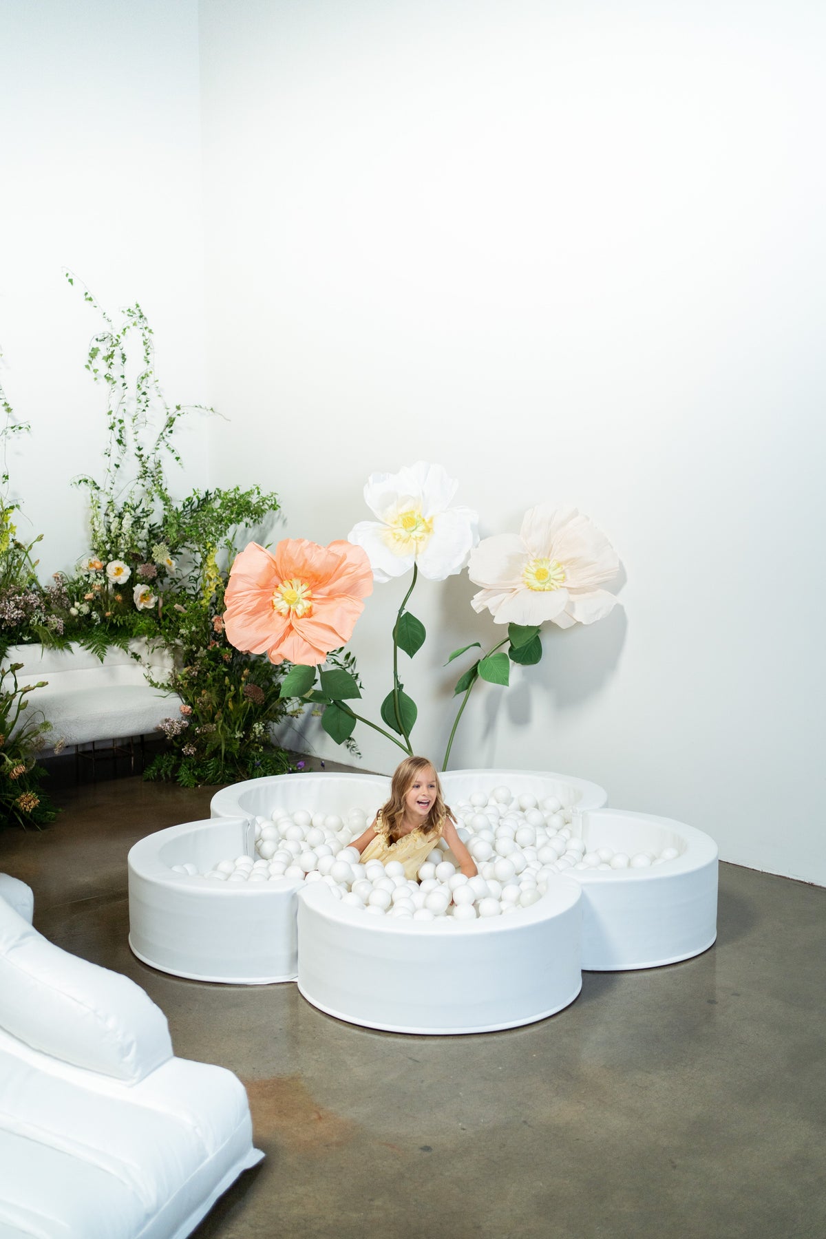 Mini Daisy Ball Pit (PREORDER)
