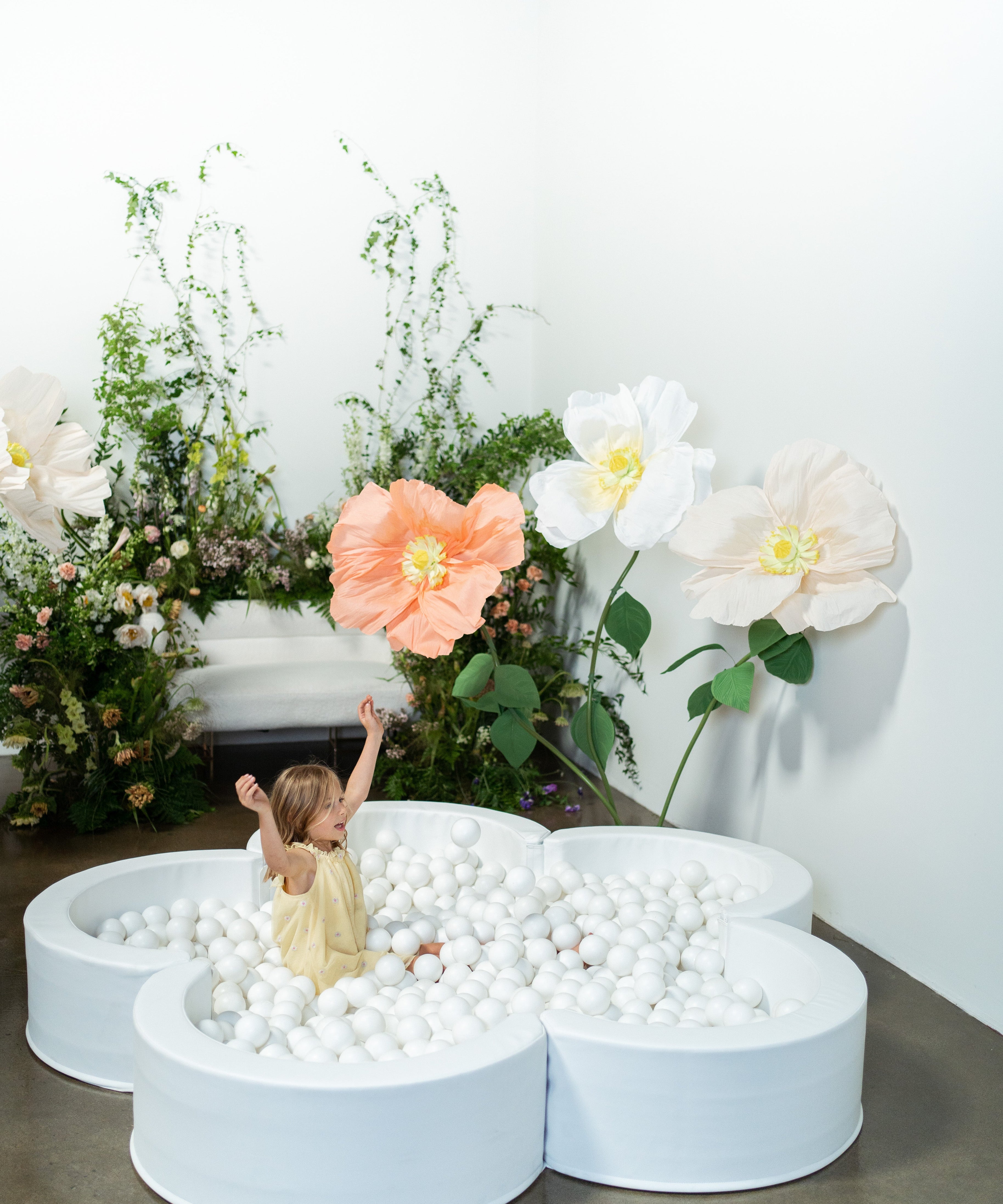 Mini Daisy Ball Pit (PREORDER)
