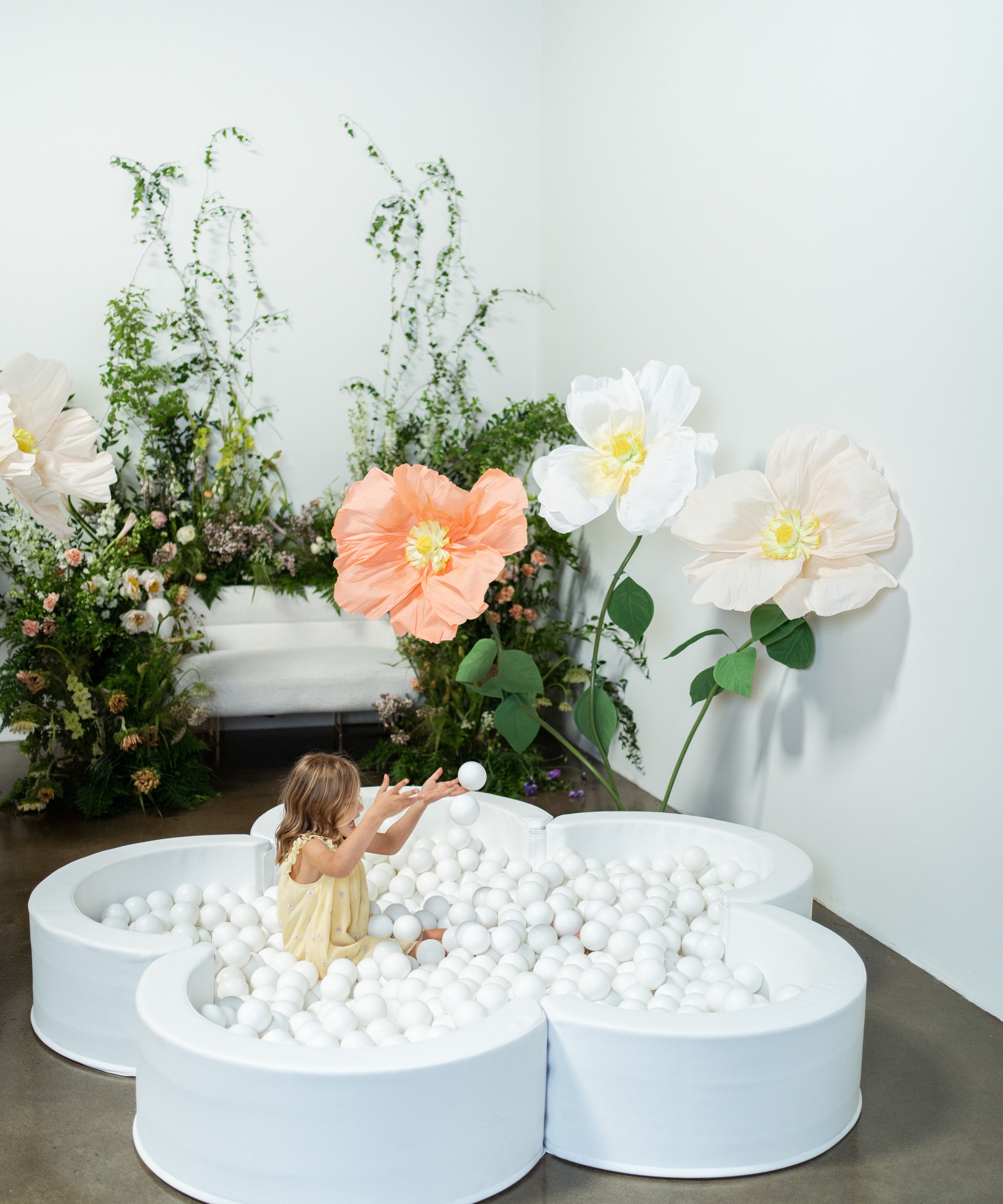 Mini Daisy Ball Pit (PREORDER)