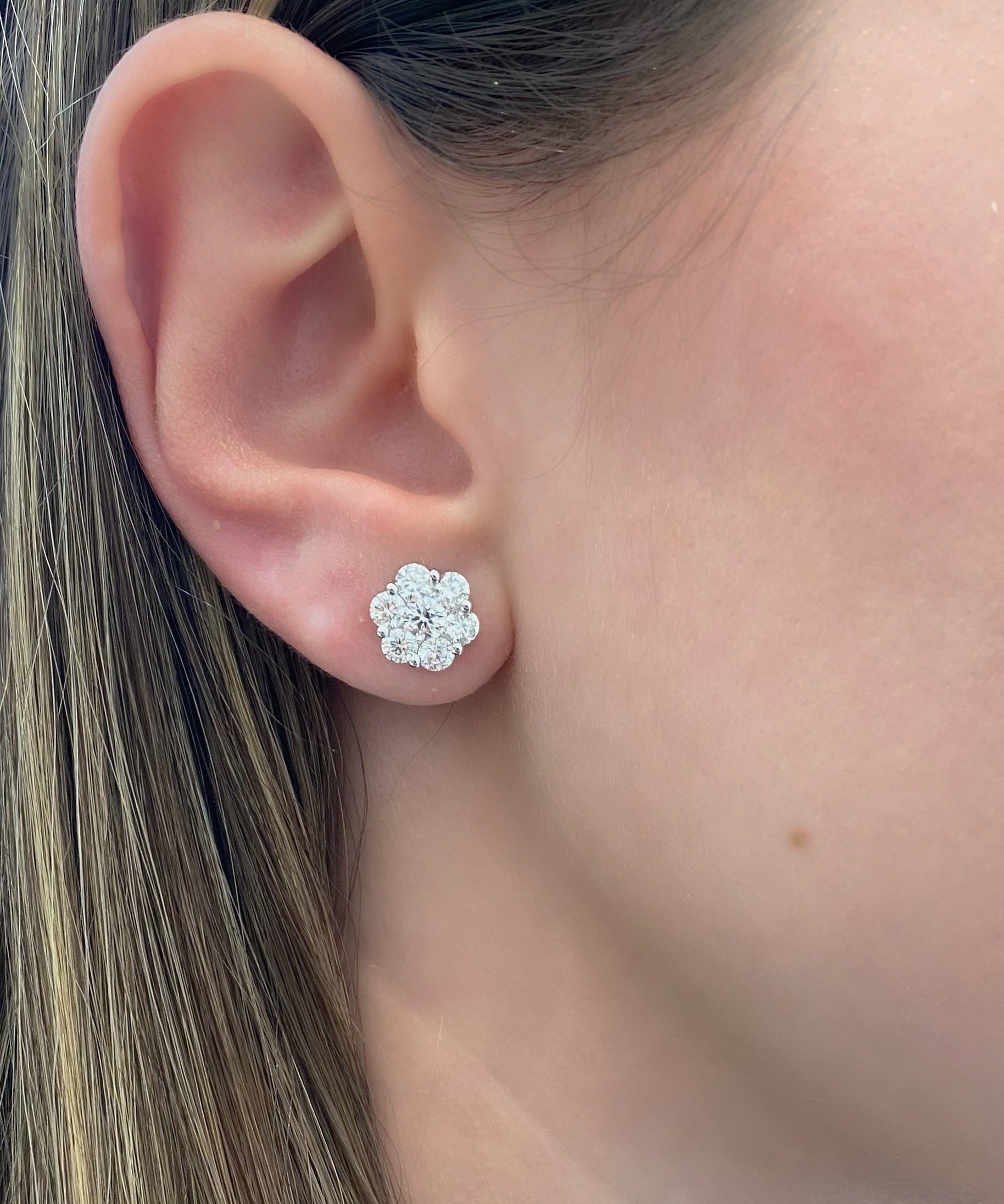 AGI Certified 2.00ctw Lab Diamond Floral Cluster Stud Earrings in 14kt White Gold