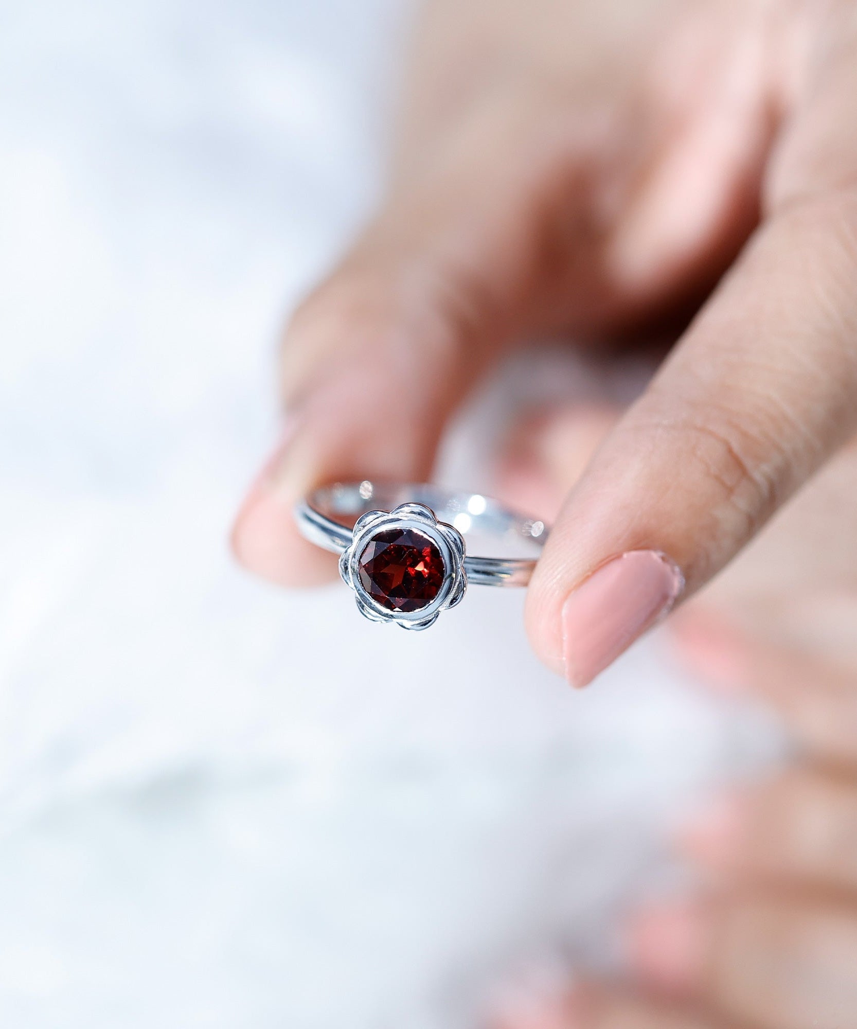 1.7 Carat Round Cut Garnet Flower Engagement Ring for Women