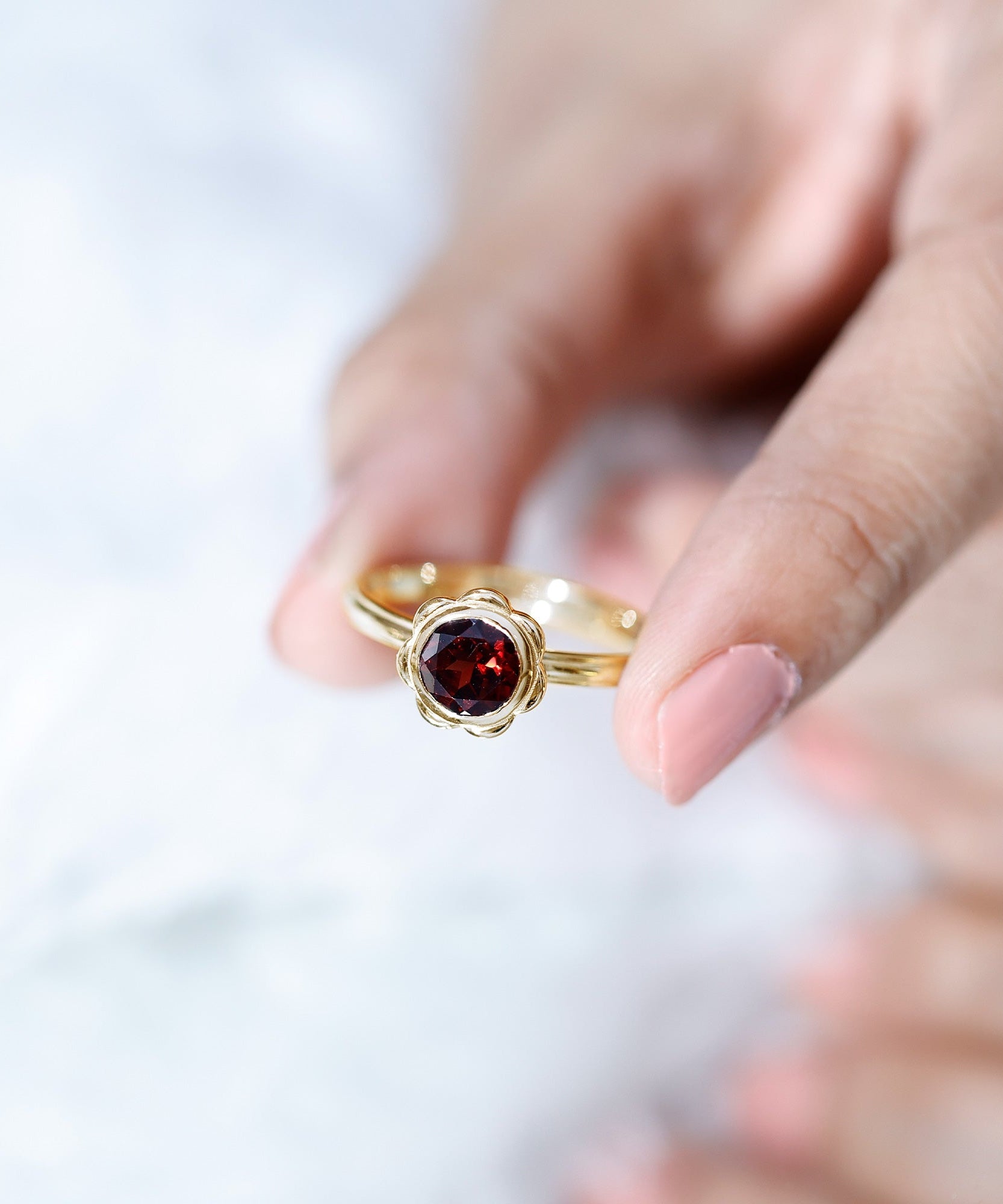 1.7 Carat Round Cut Garnet Flower Engagement Ring for Women