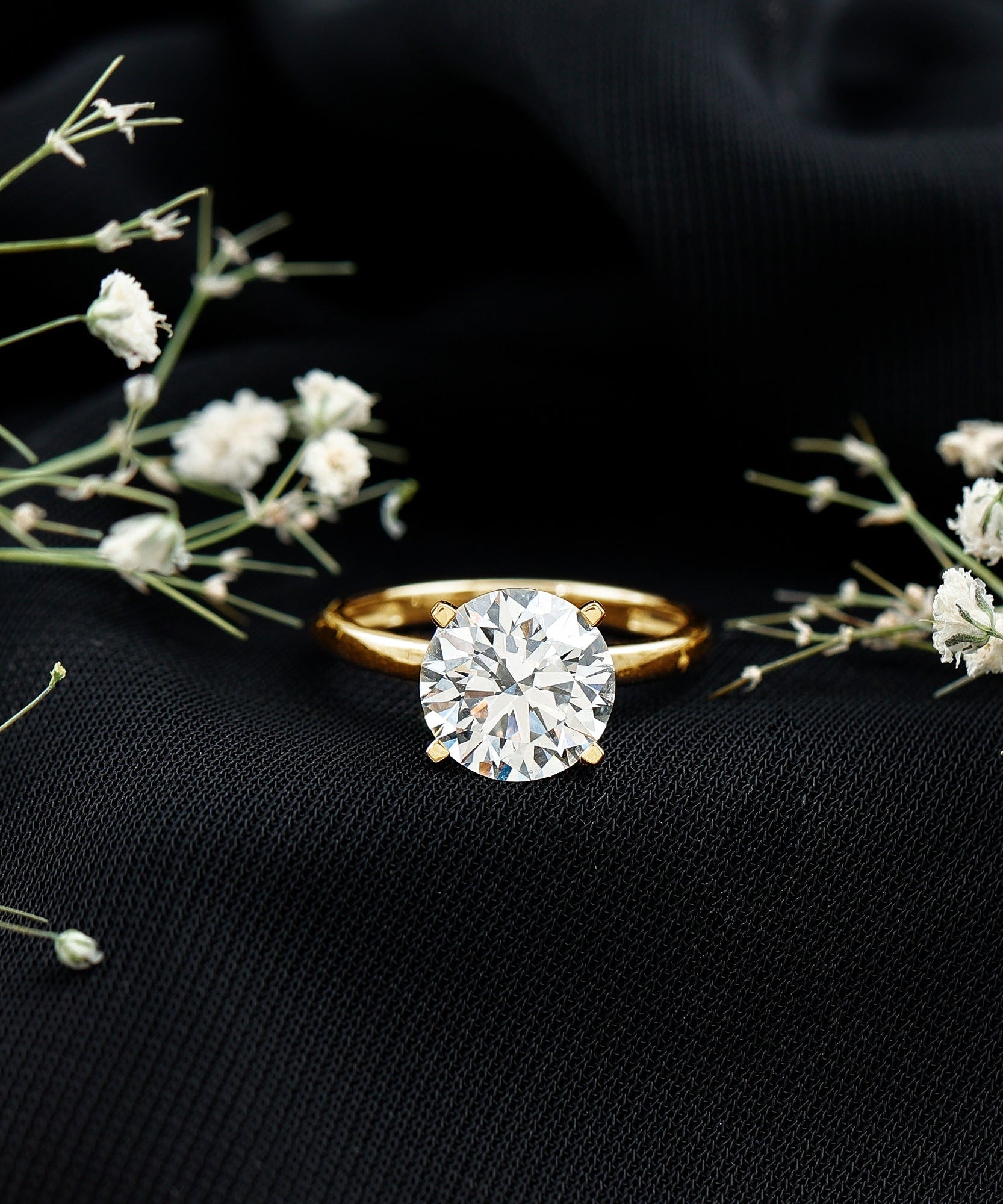 IGI Certified 3 CT Round Lab Grown Diamond Solitaire Engagement Ring