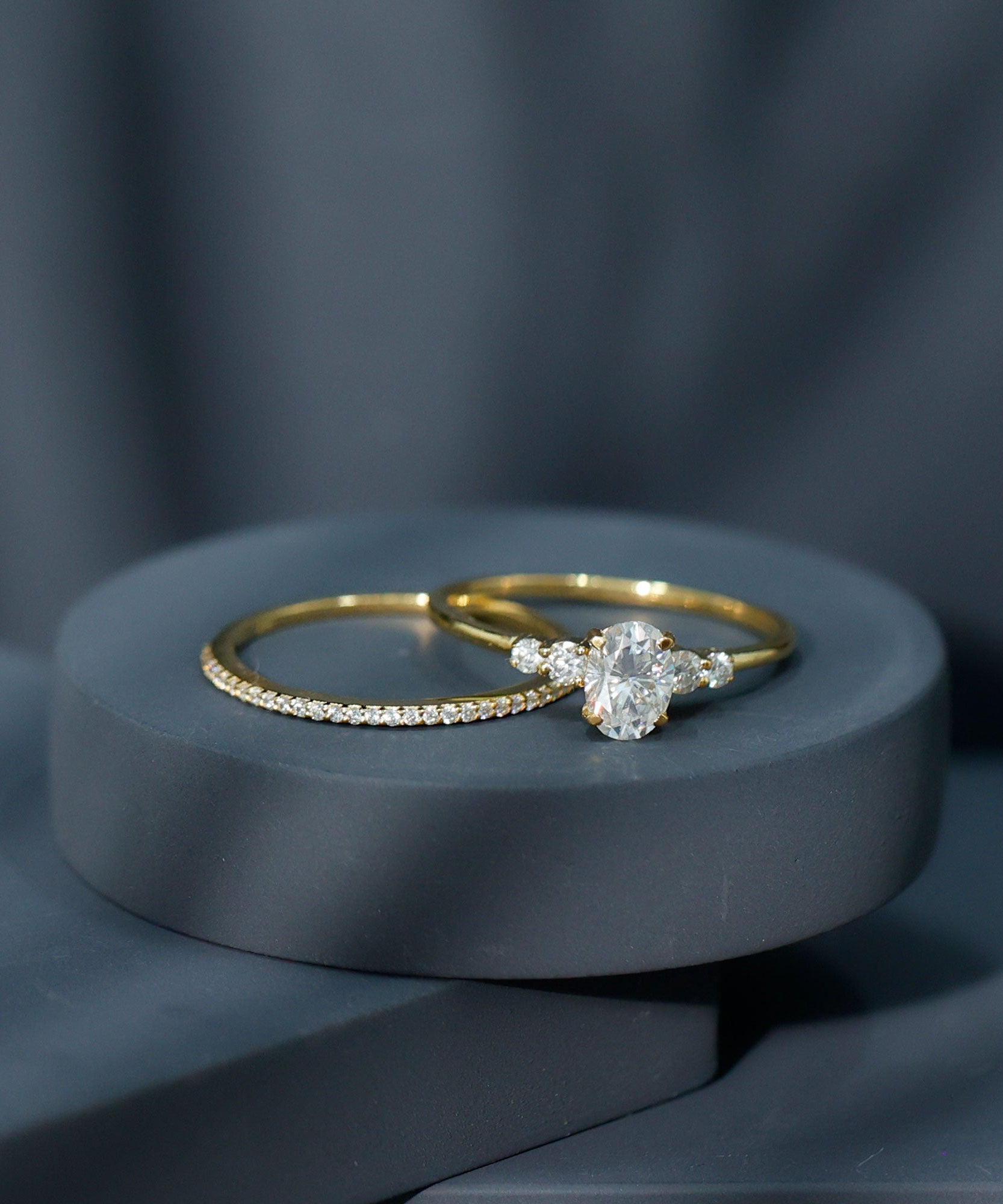 IGI Certified 1 Carat Lab Grown Diamond Engagement Ring with Wedding Band