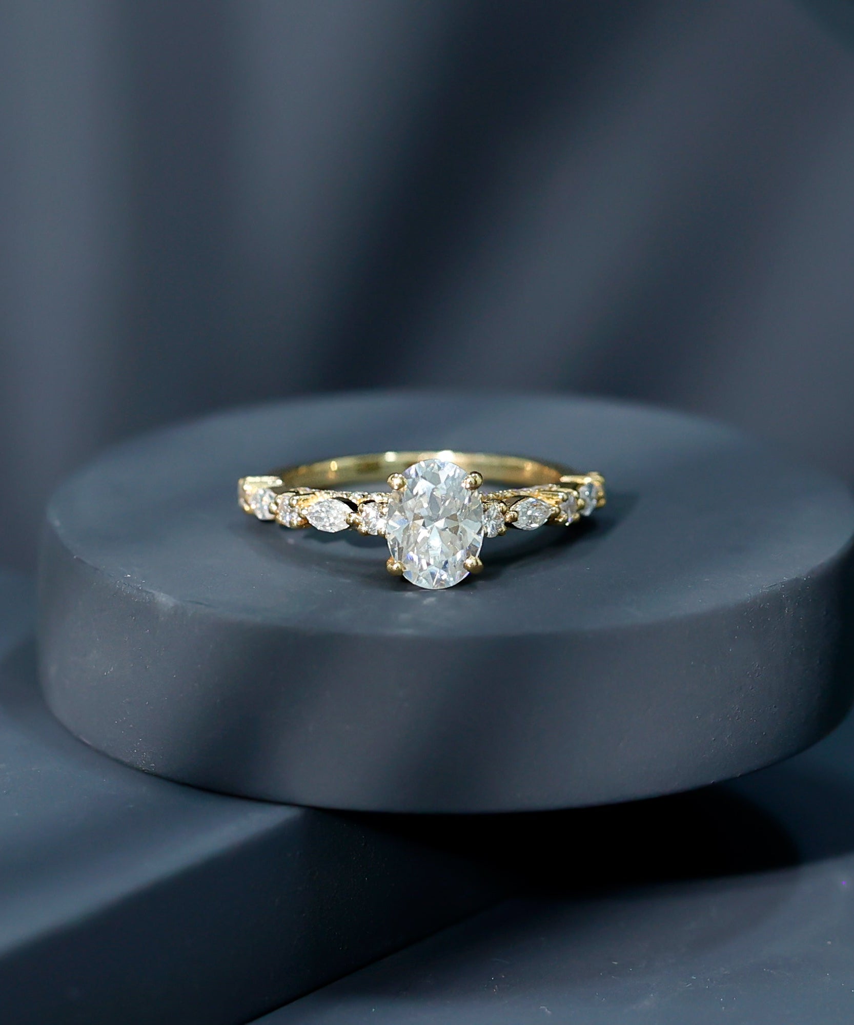1 Carat IGI Certified Oval Cut Lab Grown Diamond Solitaire Engagement Ring