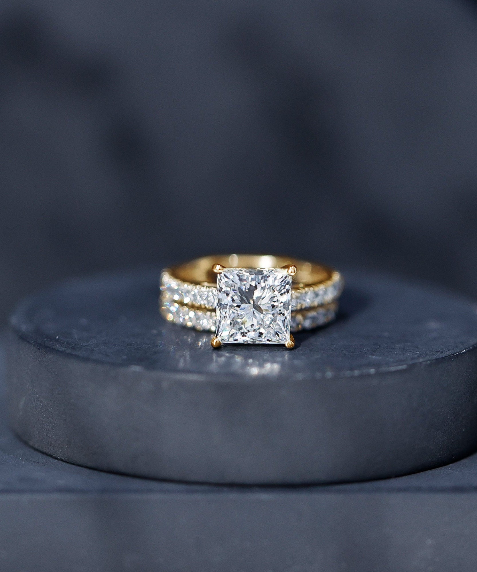 IGI Certified 2 Carat Lab Grown Diamond Princess Cut Bridal Ring Set