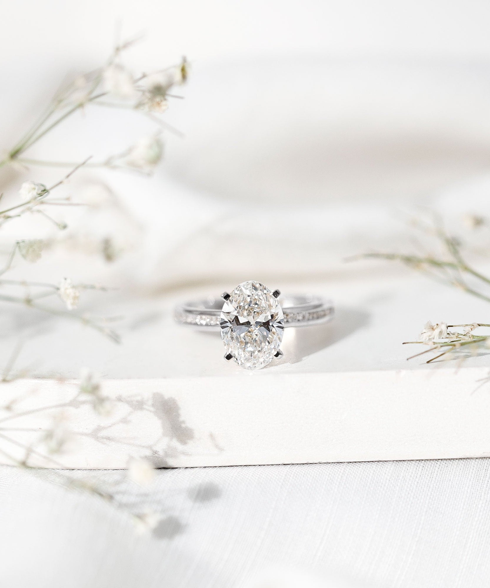 IGI Certified 3 Carat Lab Grown Diamond Oval Engagement Ring for Women