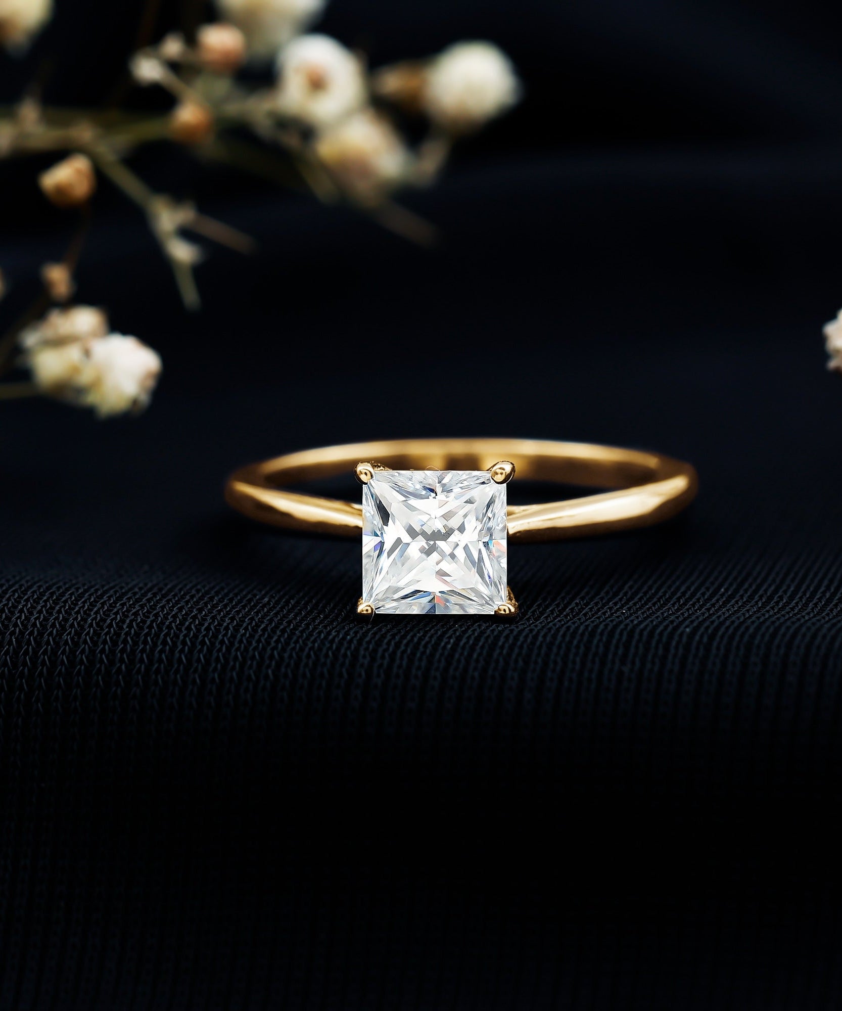 Solitaire 1 Carat Princess Cut Lab Grown Diamond Engagement Ring with IGI Certificate