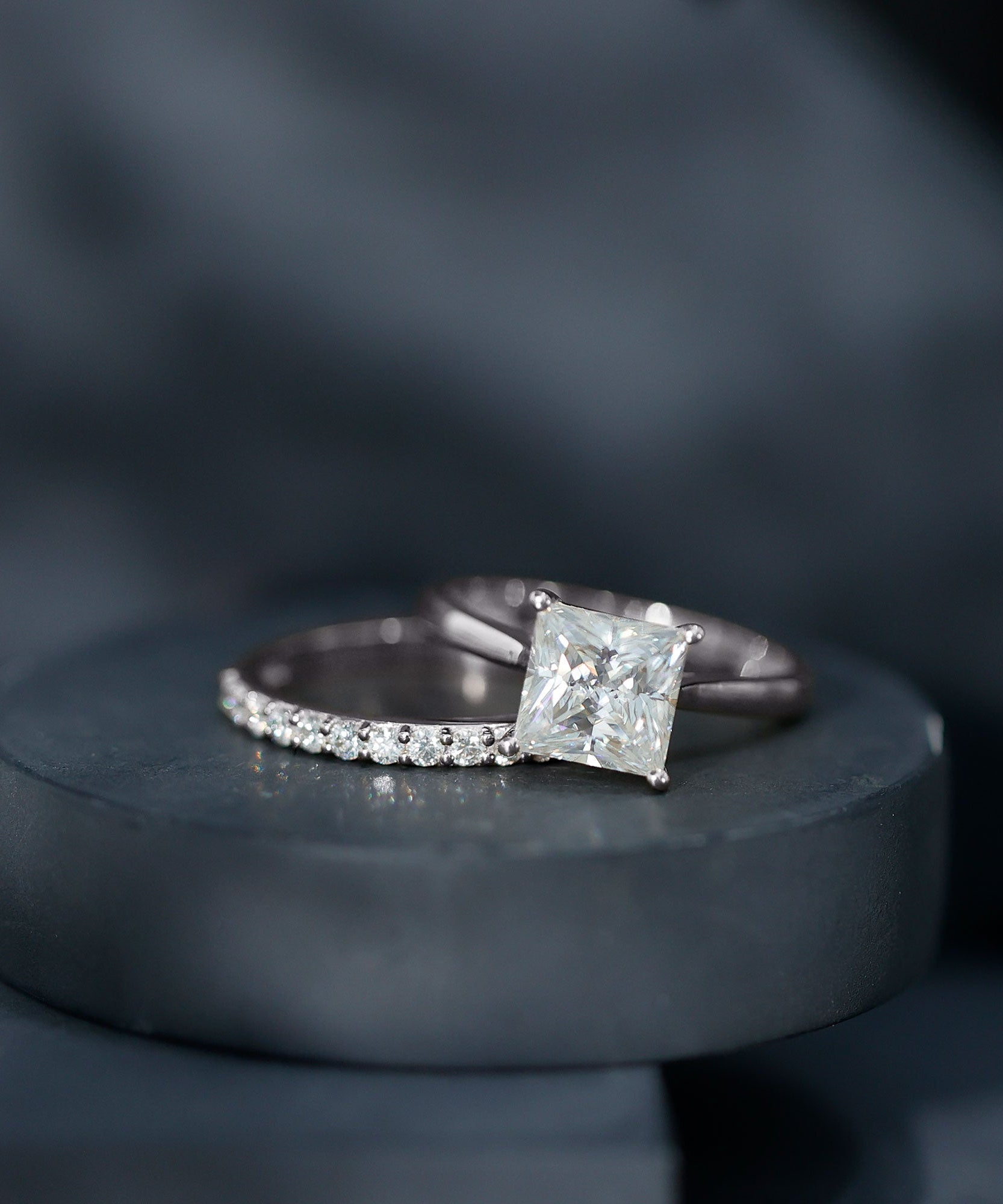 IGI Certified 2 Carat Lab Grown Diamond Princess Cut Engagement Ring With Wedding Band