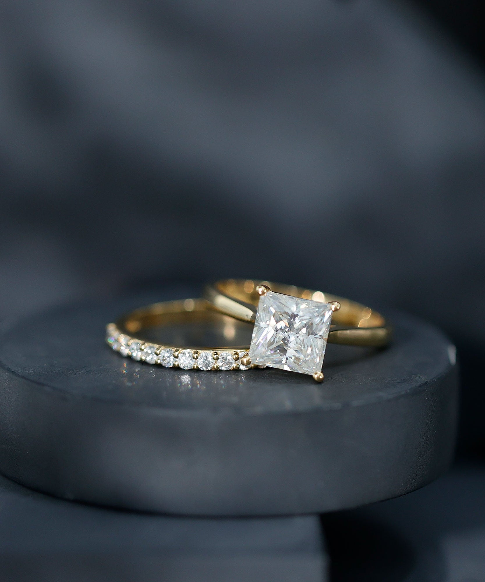 IGI Certified 2 Carat Lab Grown Diamond Princess Cut Engagement Ring With Wedding Band