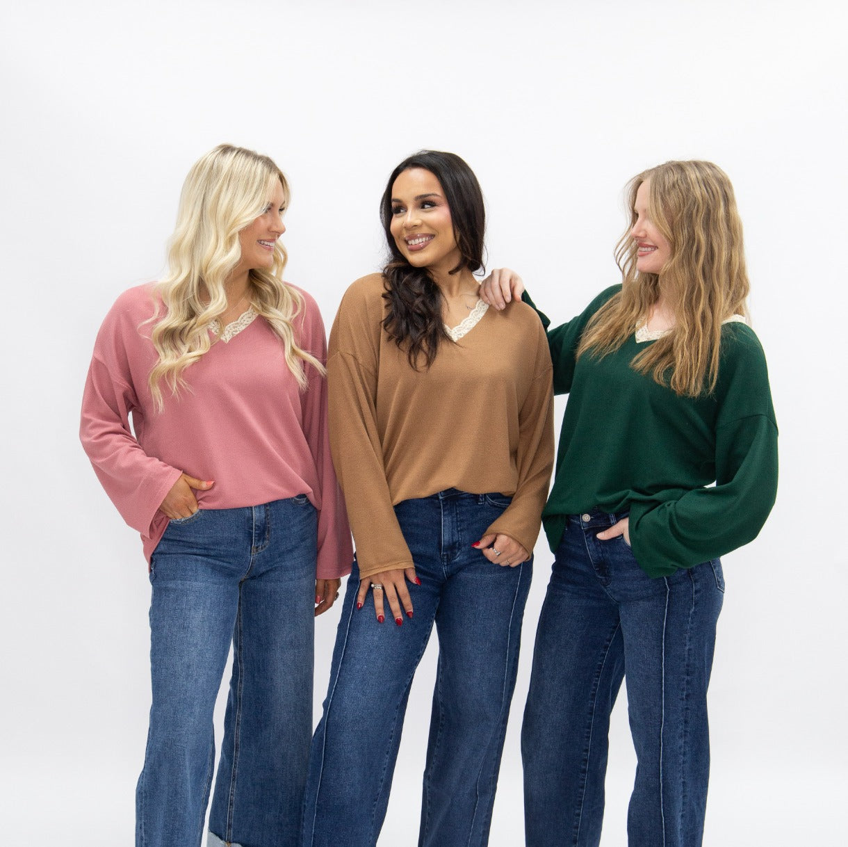 Women's Dusty Rose Lace Trim V-Neck Top | Oversized Fit | High Stretch | 96% Polyester
