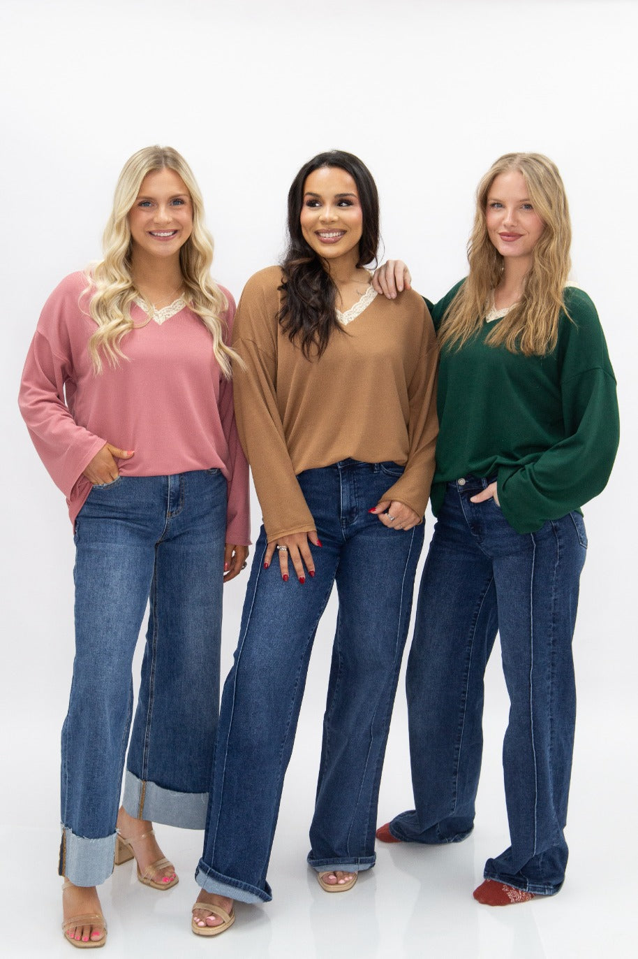 Women's Brown Lace Trim V-Neck Top | Oversized Fit | High Stretch | 96% Polyester