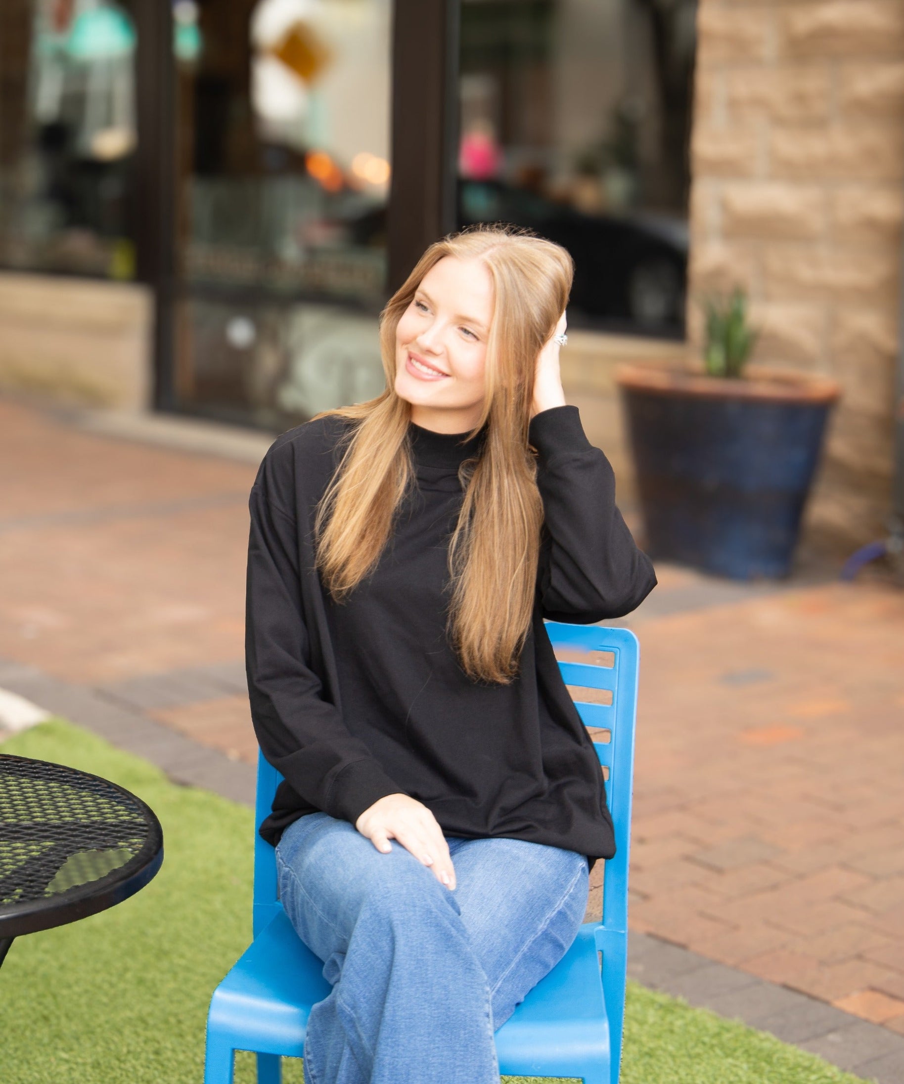 Women's Black Mock Neck Pullover Sweatshirt | Relaxed Fit | Ribbed Cuffs | 60% Cotton