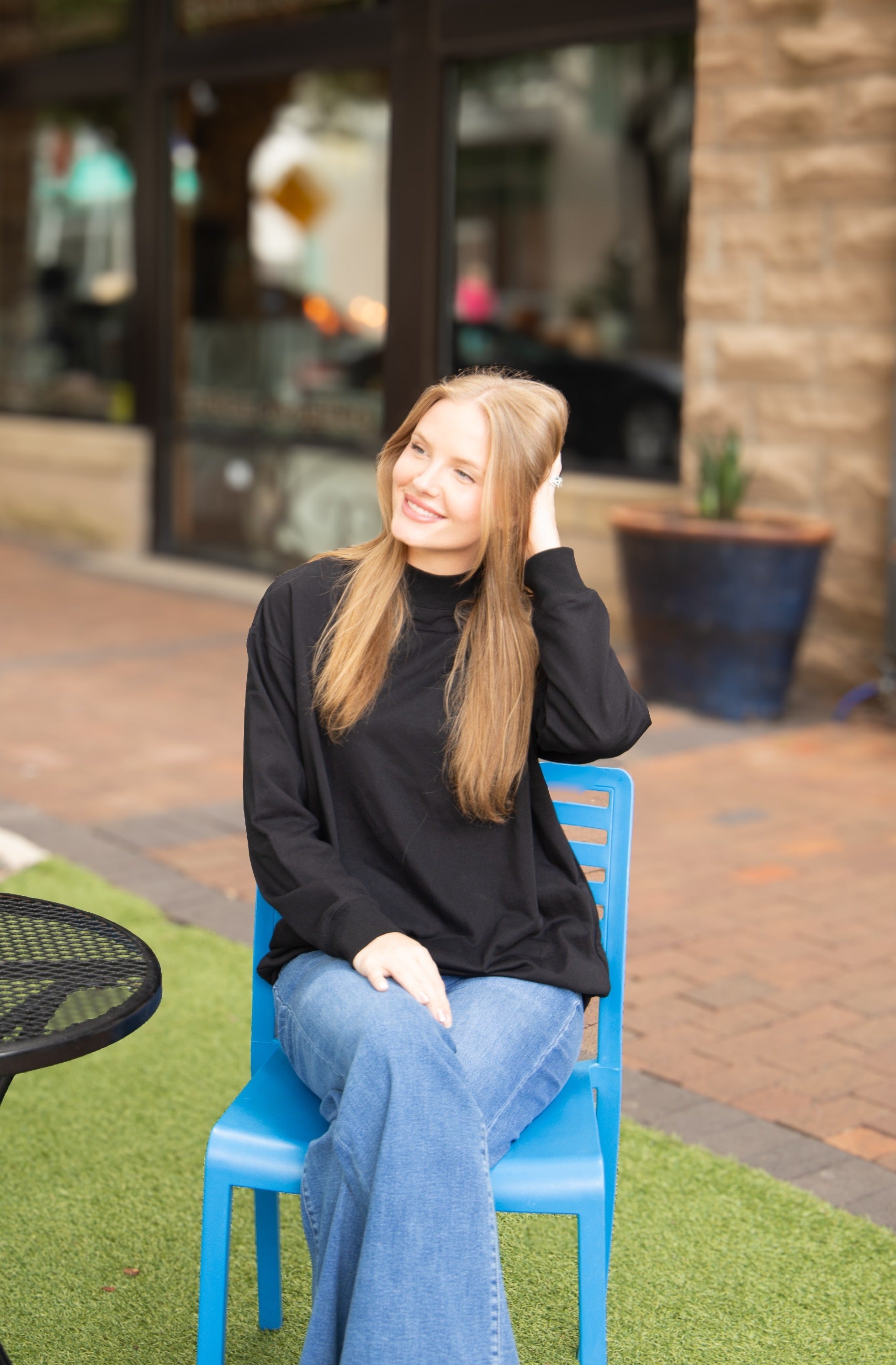 Women's Black Mock Neck Pullover Sweatshirt | Relaxed Fit | Ribbed Cuffs | 60% Cotton