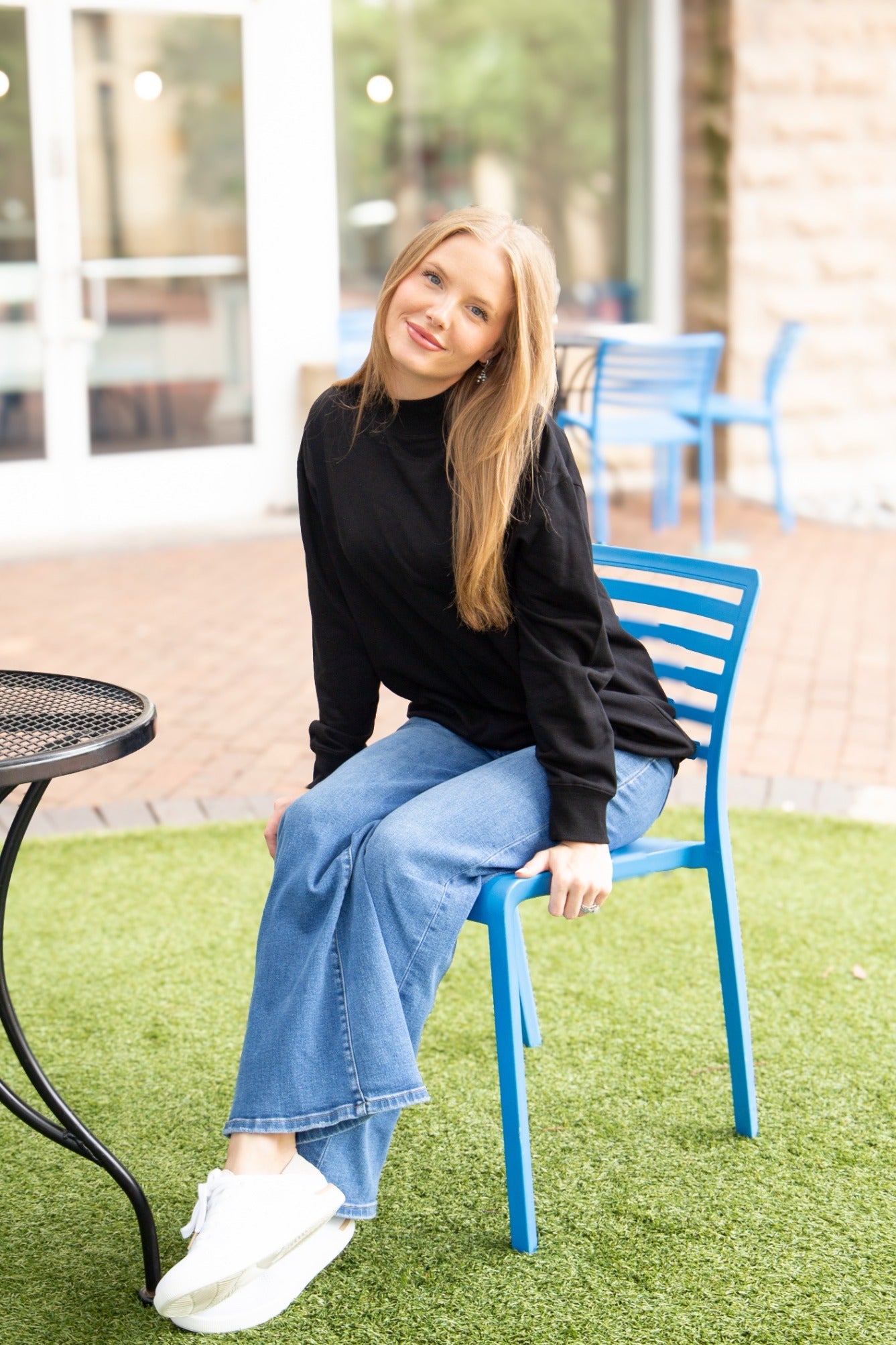 Women's Black Mock Neck Pullover Sweatshirt | Relaxed Fit | Ribbed Cuffs | 60% Cotton