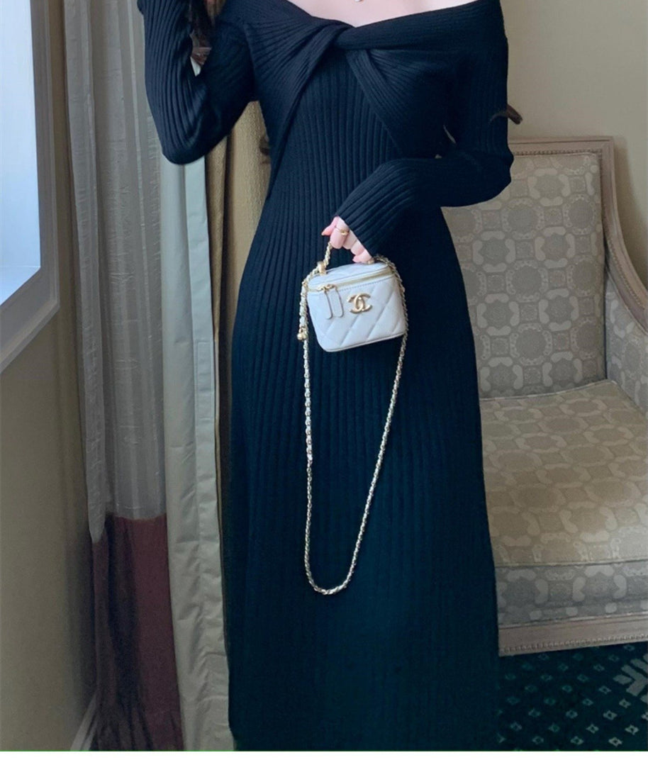 Elegant Knitted Cold-Shoulder High-End Dress