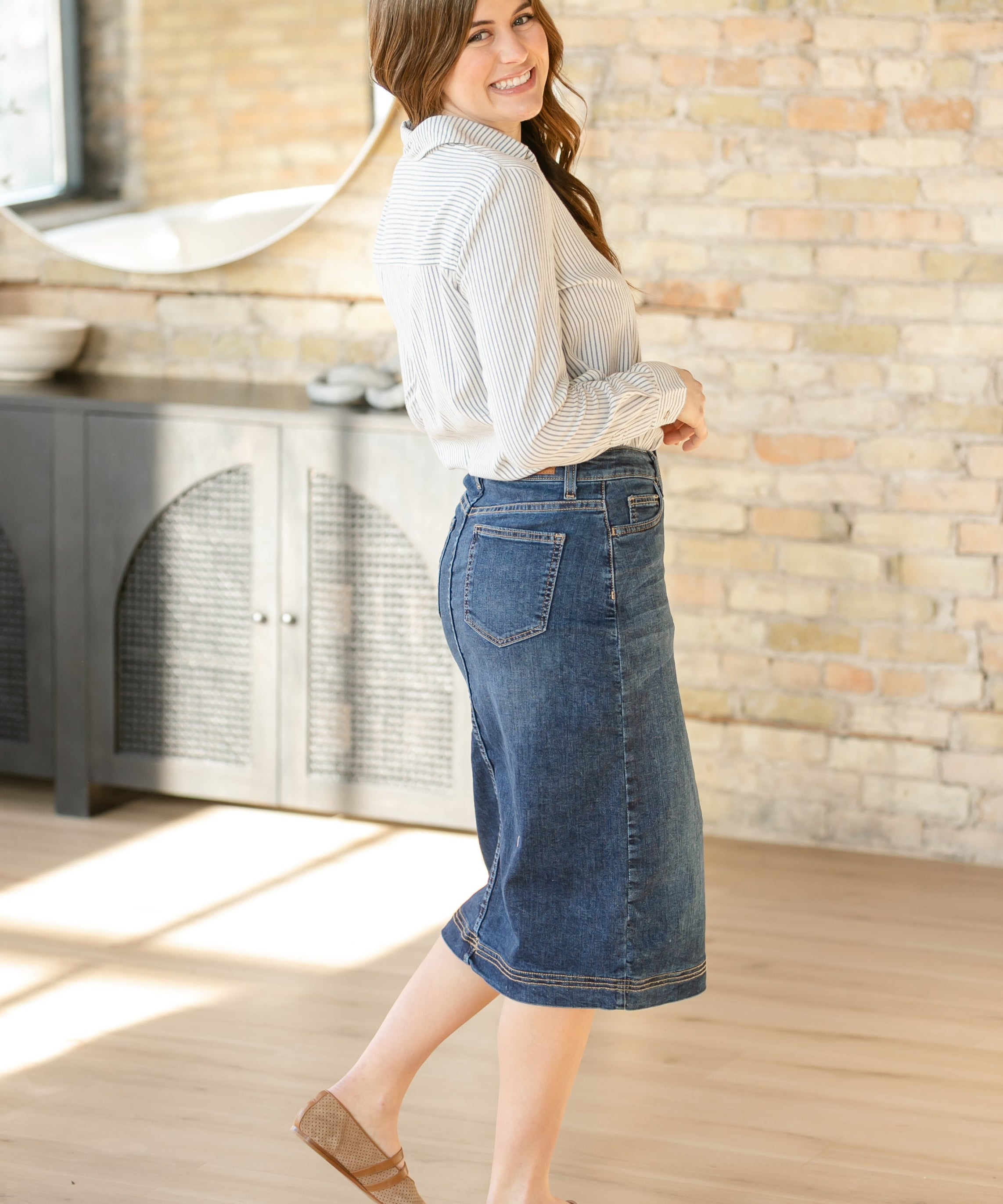 Bryn Dark Wash Denim Midi Skirt