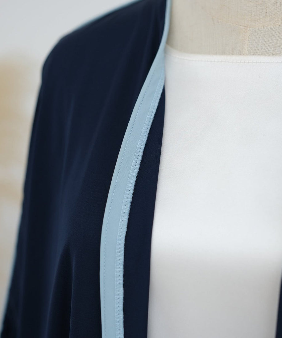 Contrast Piped Batwing Open Abaya(MOA325)