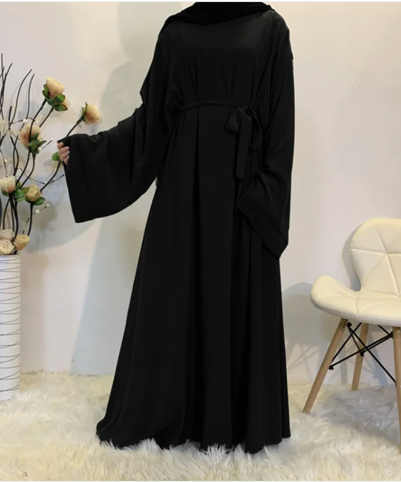 Muslim Women's Long Abaya Dress – Dubai Style Modest Maxi with Lace Detail & Zipper