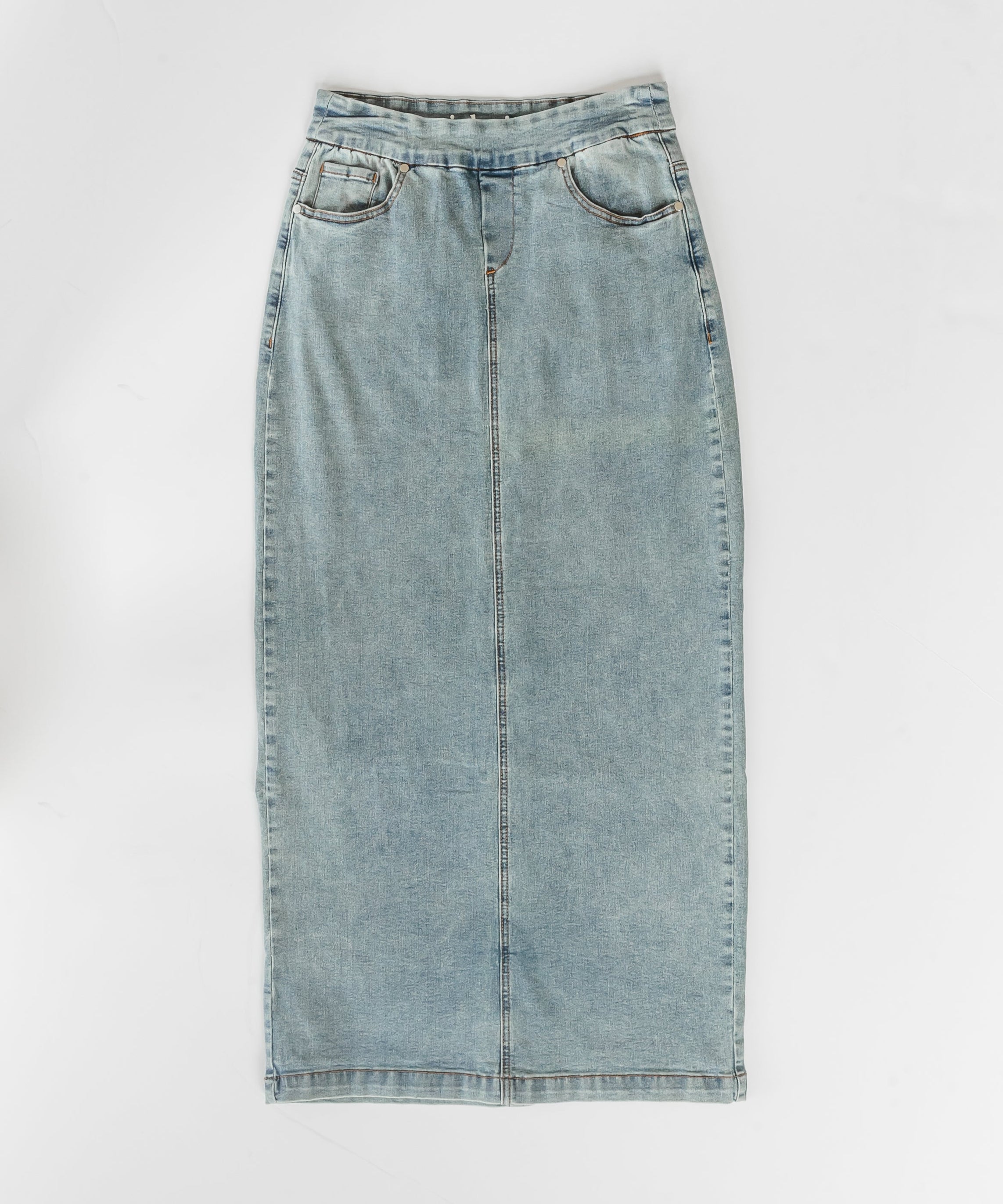 Donna Classic Wash Maxi Denim Skirt