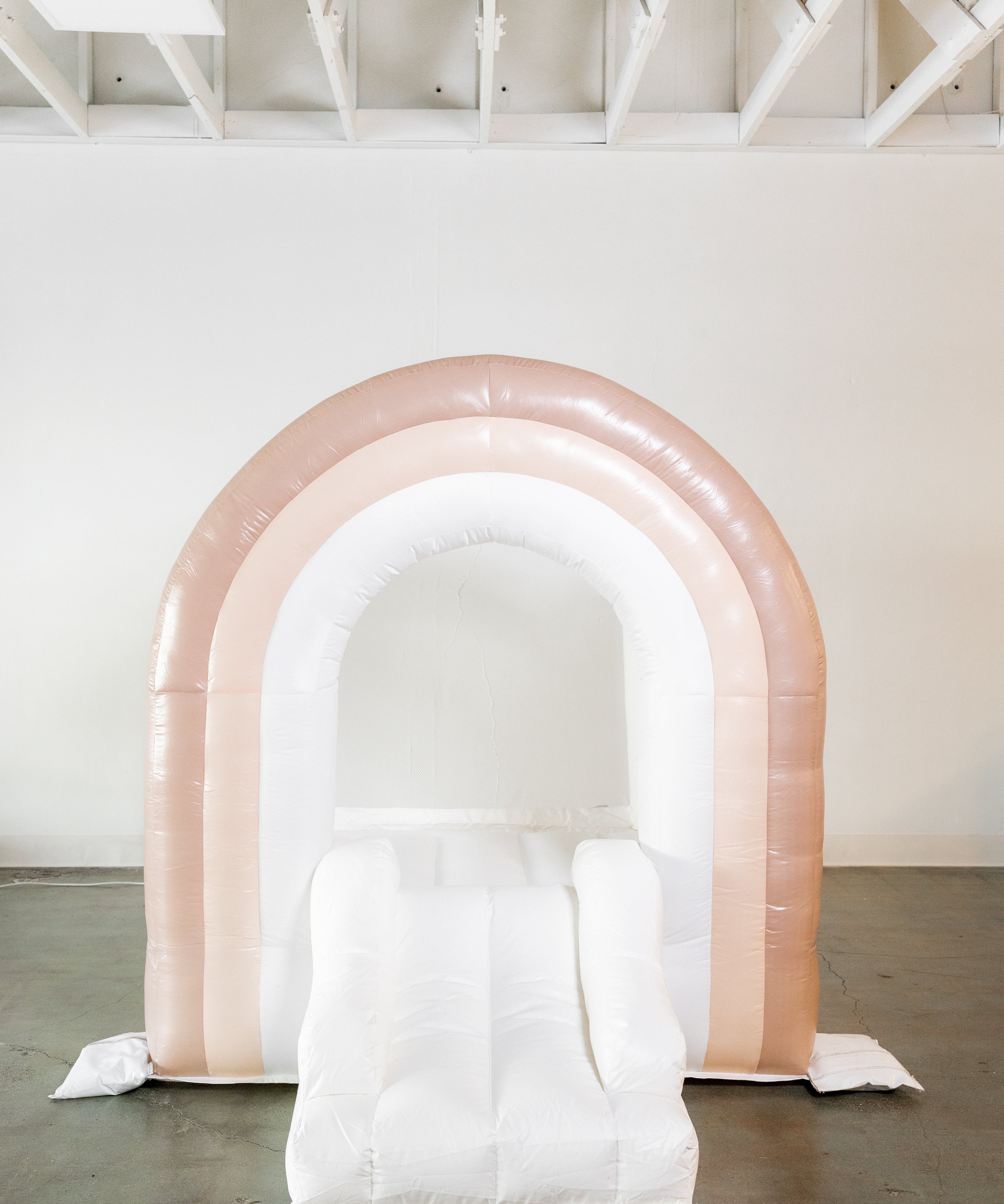 Mini Boho - Beige Rainbow Bounce House
