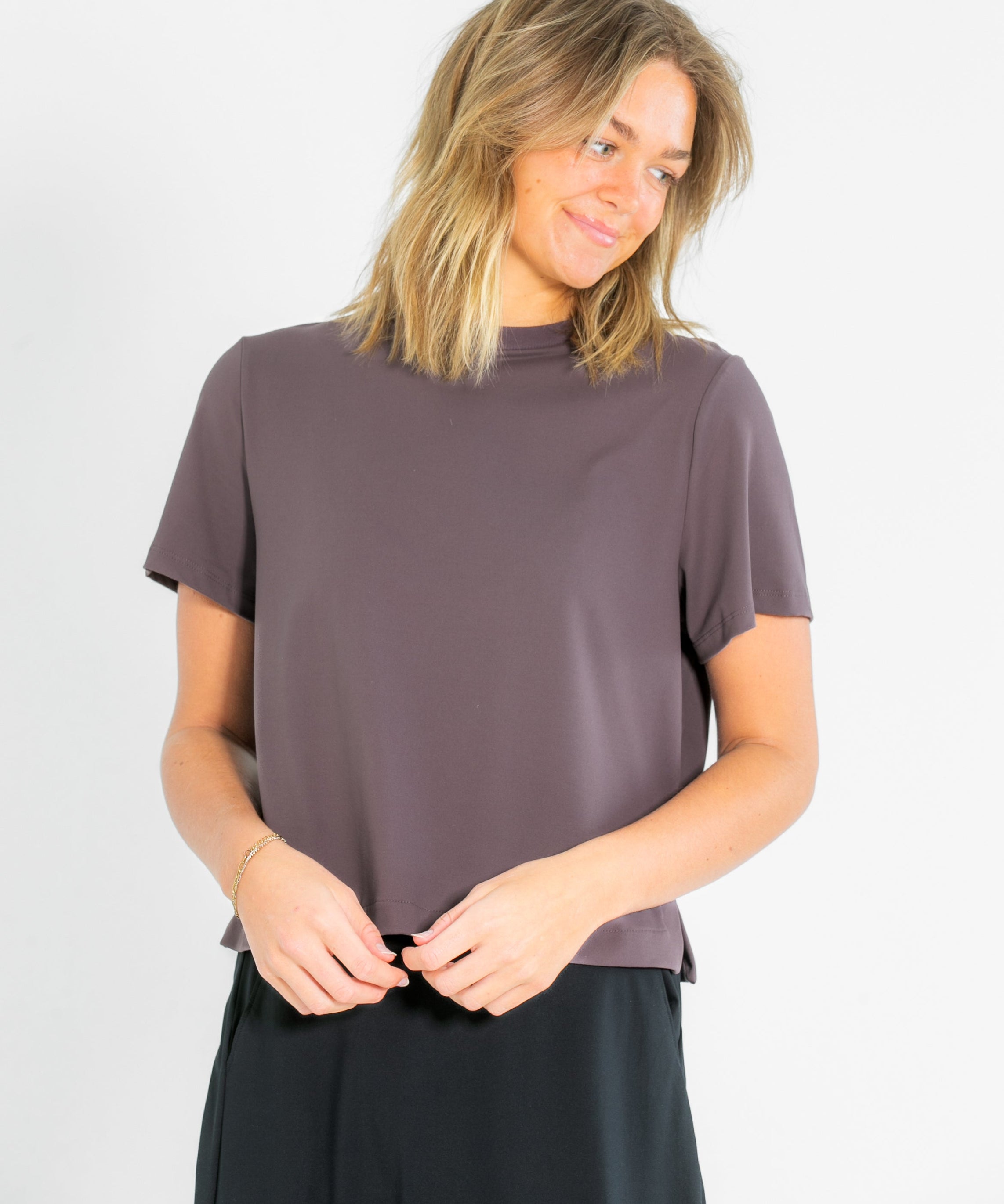 Kia Dusty Mauve Athletic Short Sleeve T-shirt
