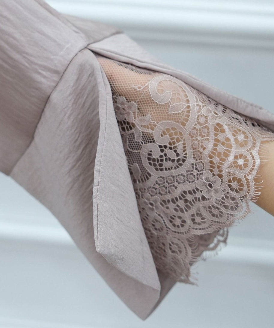 Lace Cuff Crinkle Open Abaya(MOA328)