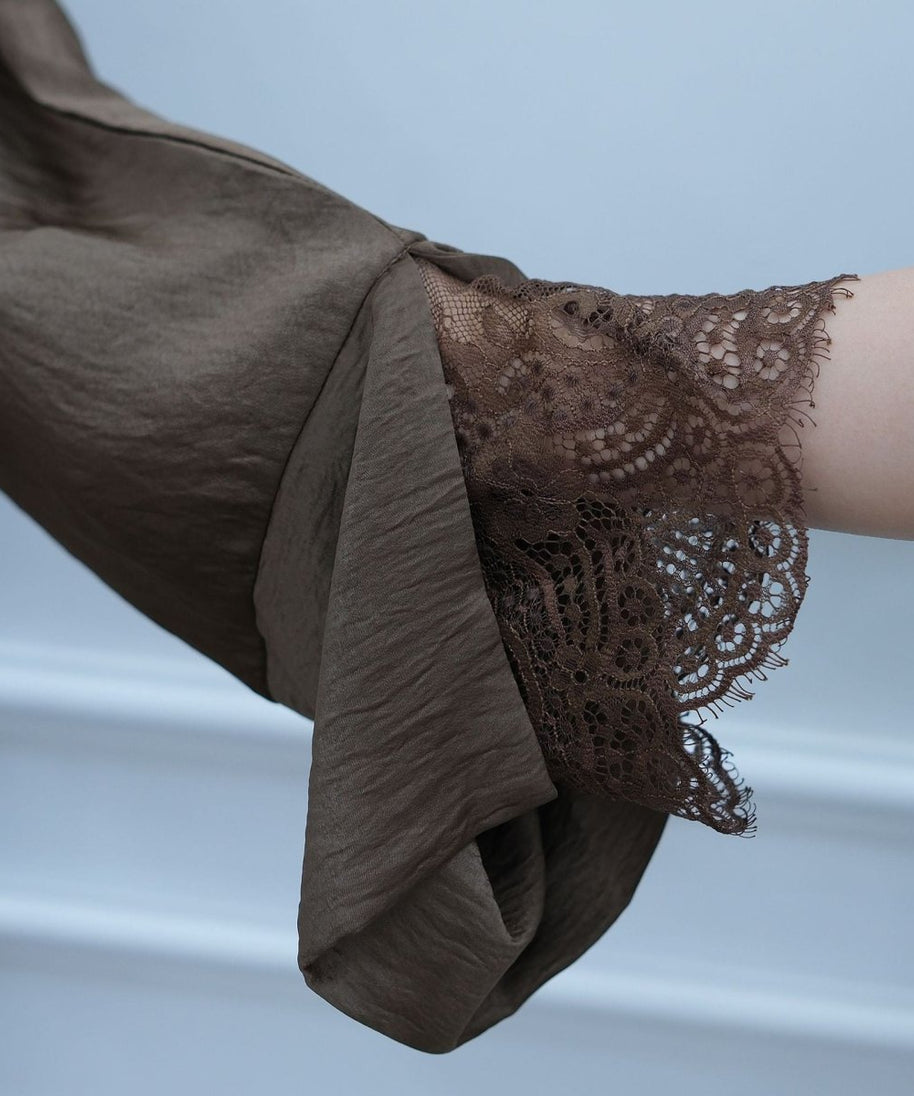 Lace Cuff Crinkle Open Abaya(MOA328)