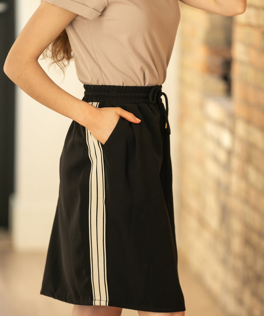 Nina Mid-Rise Track Skirt