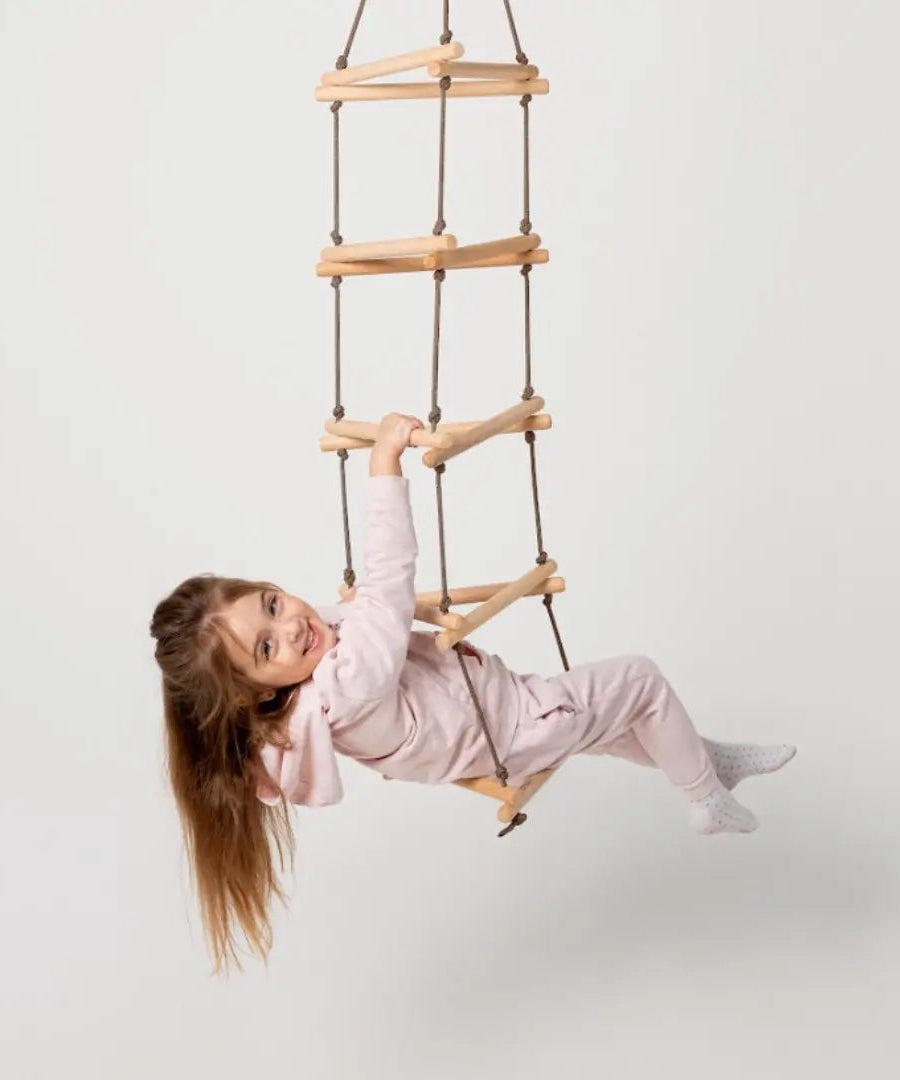Triangle rope ladder for kids